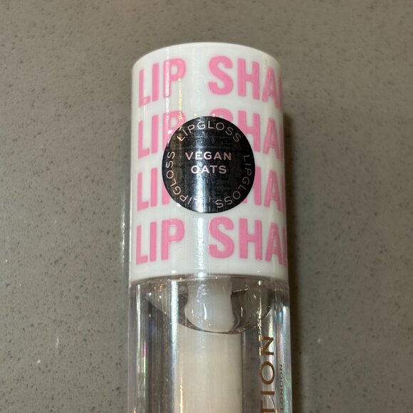 Makeup Revolution Lip Shake 4.6ml - Clear Sprinkles - Picture 3 of 4